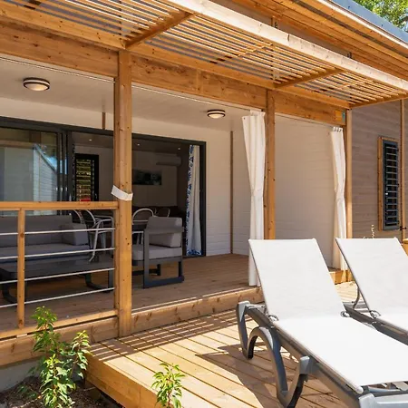 Village Club Les Sablons بورتيراني